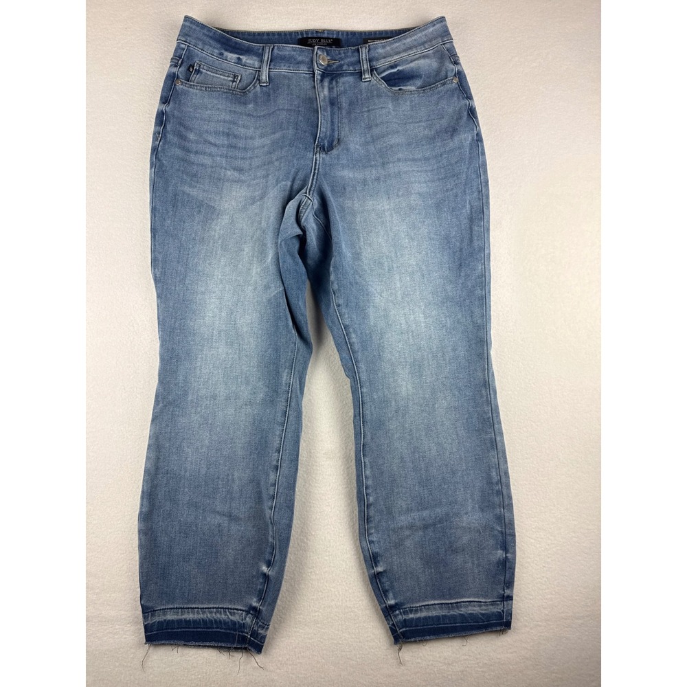 Judy Blue JB88208 Women 14W Medium Wash Boyfriend Fit Raw Hem Cropped Jeans
